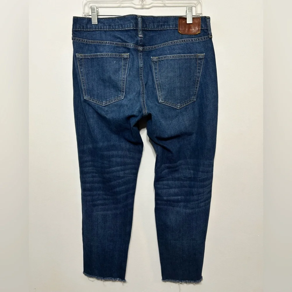Abercrombie and Fitch Rustin Athletic Slim Cropped Raw Hem Jeans